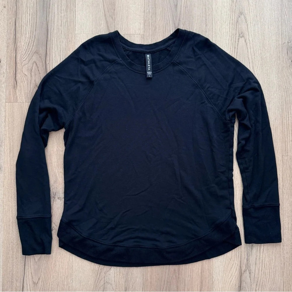 Athleta Tops - Athleta Black Crewneck Long Sleeve